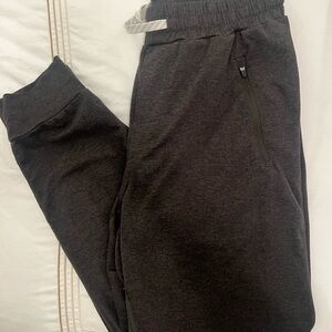 Men’s VUORI Dark Grayish/ Olive Joggers with Zipper Pockets